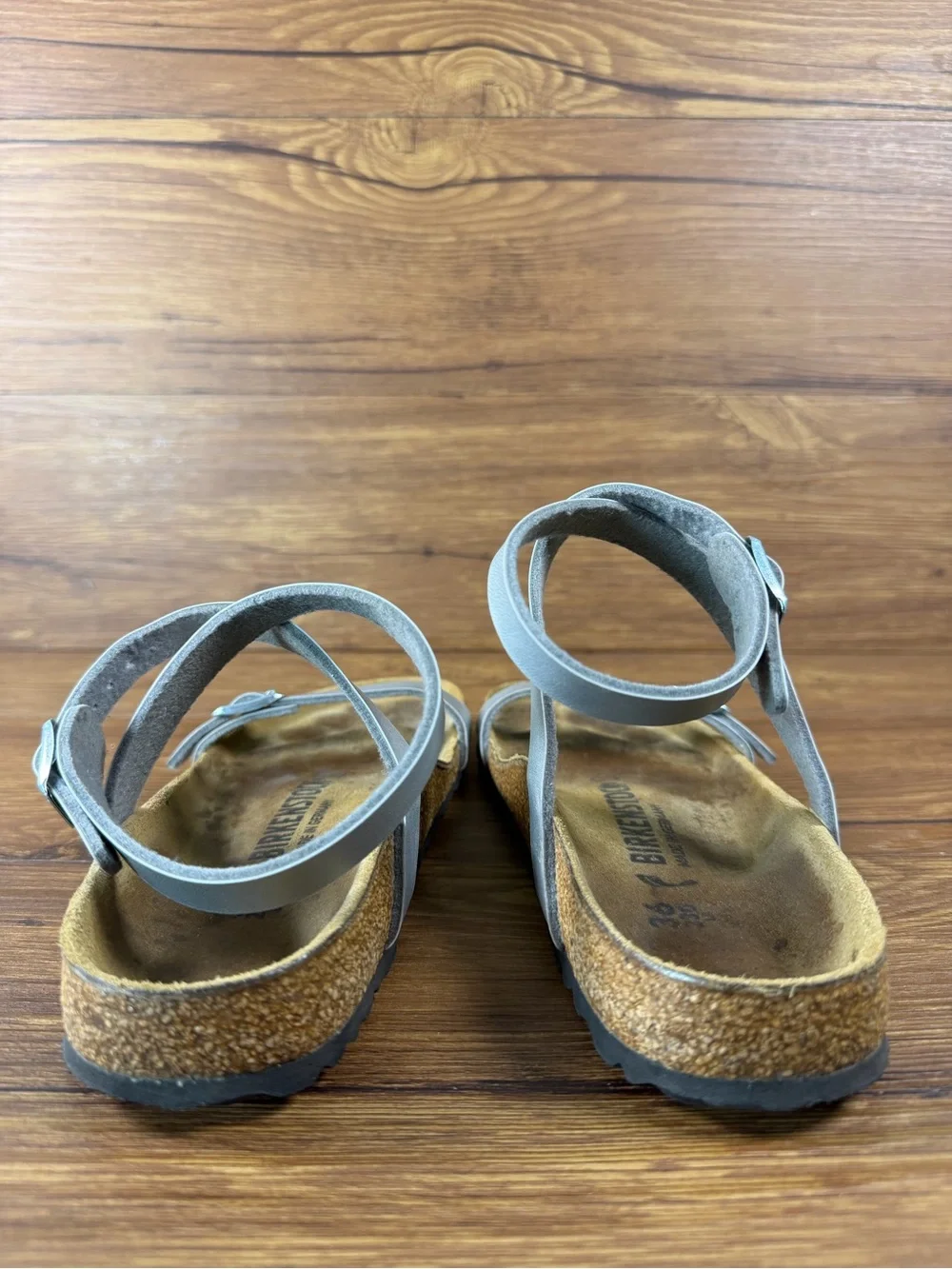 Birkenstock Yara Silver Birko-Flor Buckle Strap Sandal Women’s Size 5 US 36 EU